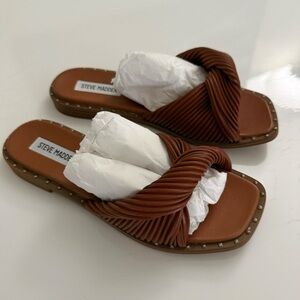Steve Madden Cognac Twisted Slide Sandals